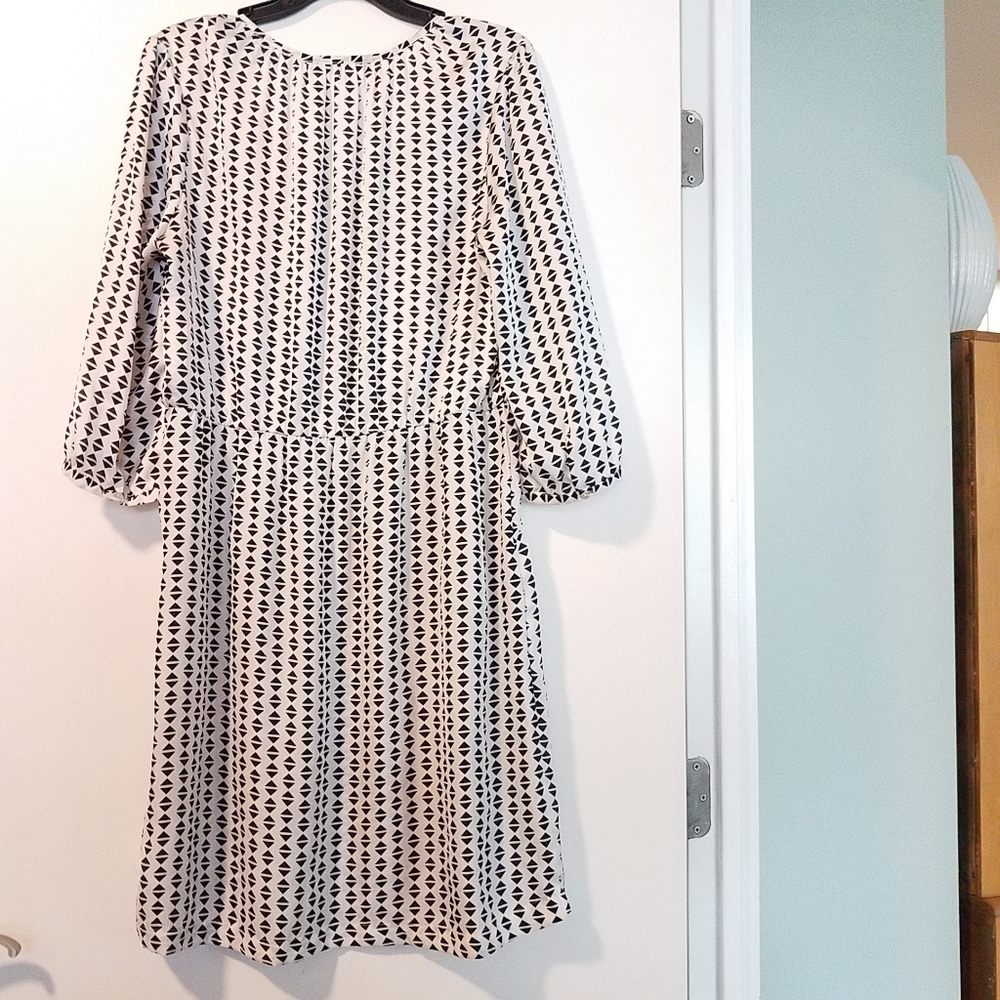 Daniel Rainn Split Neck Black & White Print Dress - image 4